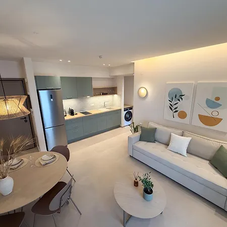 Elia Apartment