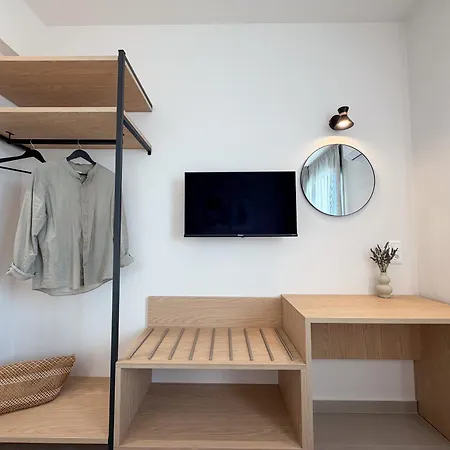 Elia Apartment